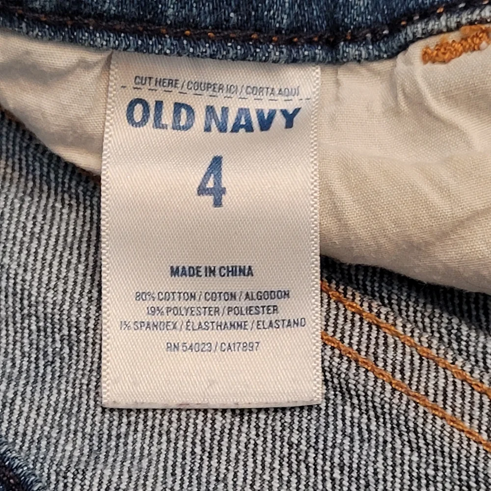 Old Navy Diva Cutoff Jean Shorts | Mid-Rise | Blue Wash Denim | Denim Shorts | 4